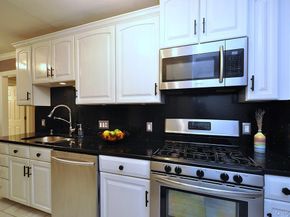 280 Bronxville Road 4O, Bronxville NY 10708