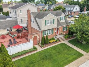 1006 Glen Drive, Franklin Square NY 11010