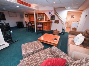 1006 Glen Drive, Franklin Square NY 11010