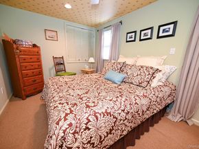 1006 Glen Drive, Franklin Square NY 11010