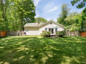 47 Suffolk Road, Hampton Bays NY 11946