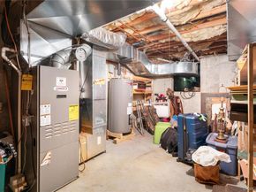 47 Suffolk Road, Hampton Bays NY 11946