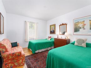 47 Suffolk Road, Hampton Bays NY 11946