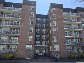 210 E Broadway 1H, Long Beach NY 11561