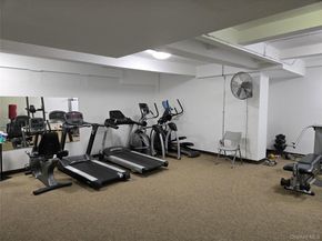 210 E Broadway 1H, Long Beach NY 11561