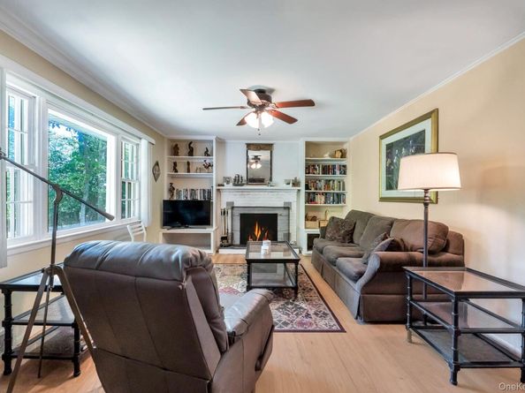 64 Cove Hollow Road, East Hampton NY 11937