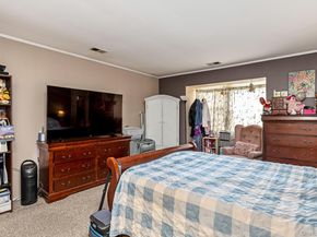 17 Stone Commons, Yaphank NY 11980