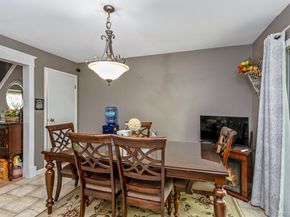 17 Stone Commons, Yaphank NY 11980