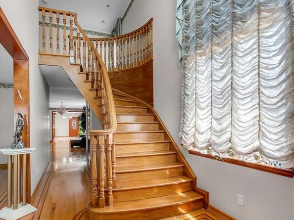 18042 Aberdeen Road, Jamaica NY 11432