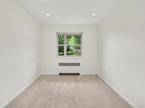 10 DeHaven Drive 2E, Yonkers NY 10703