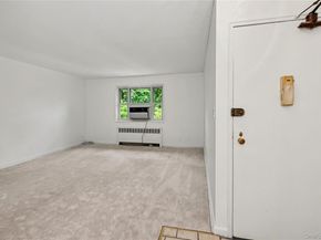 10 DeHaven Drive 2E, Yonkers NY 10703