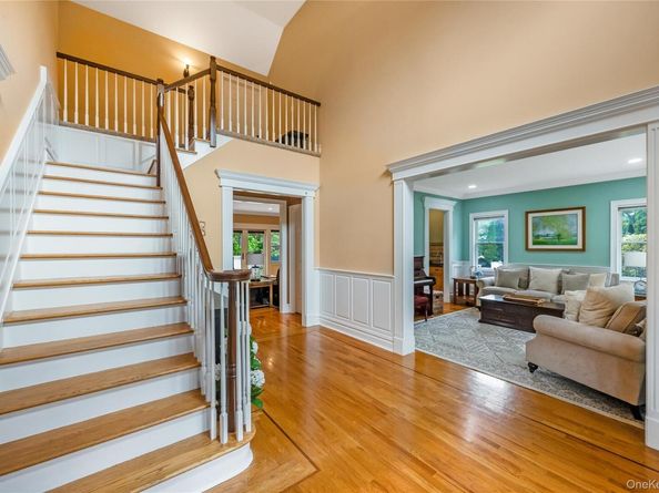 154A Stony Hollow Road, Greenlawn NY 11740