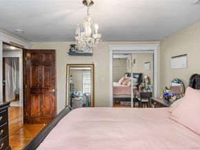 71 Swing Lane, Levittown NY 11756