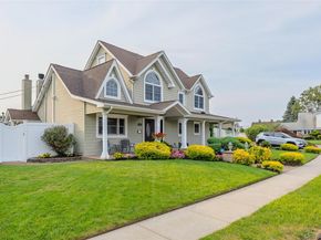 71 Swing Lane, Levittown NY 11756