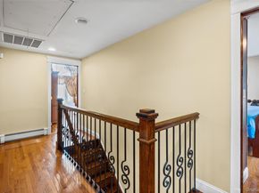71 Swing Lane, Levittown NY 11756