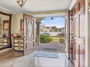 71 Swing Lane, Levittown NY 11756