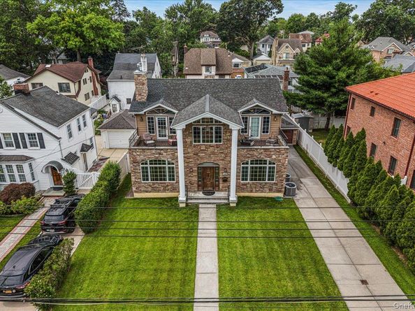 4308 Glenwood Street, Little Neck NY 11363