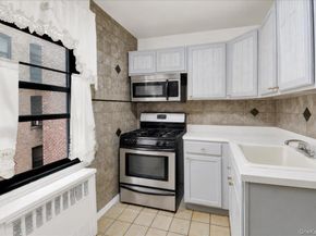 2835 Webb Avenue 4B, Bronx NY 10468