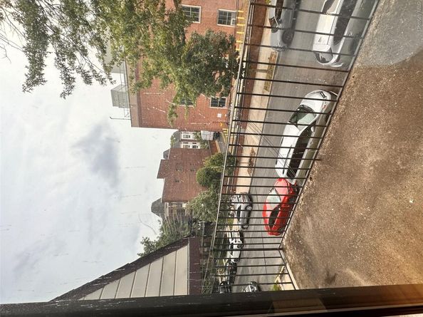 71-34 163rd Street 3, Fresh Meadows NY 11365