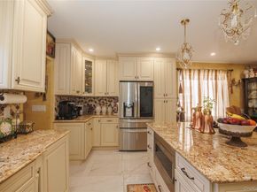 1715 Hering Avenue, Bronx NY 10461