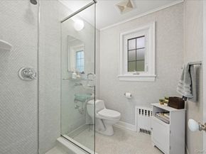 311 Lyncroft Road, New Rochelle NY 10804