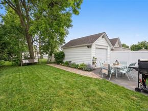 2913 Davis Street, Oceanside NY 11572