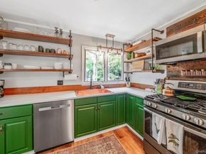 8 Hill Street E, Wading River NY 11792