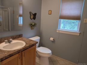 27 Morley Circle, Melville NY 11747