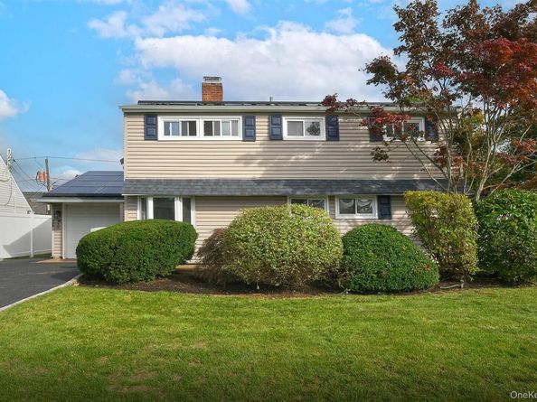 139 Horn Lane, Levittown NY 11756