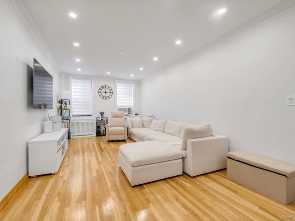 83-35 139 th Street 2 A, Jamaica NY 11435
