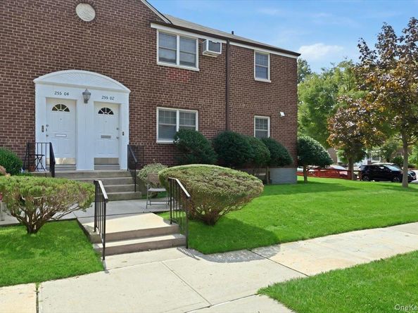 25502 61st Avenue 3902, Little Neck NY 11362