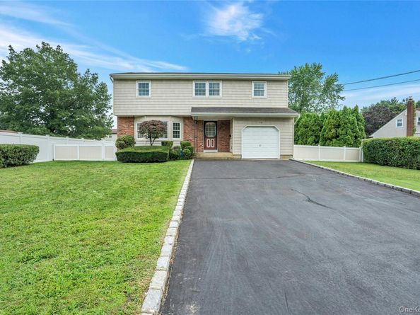 416 Old Country Road, Deer Park NY 11729