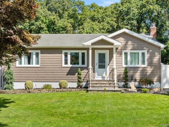 193 Ohls Street, Patchogue NY 11772