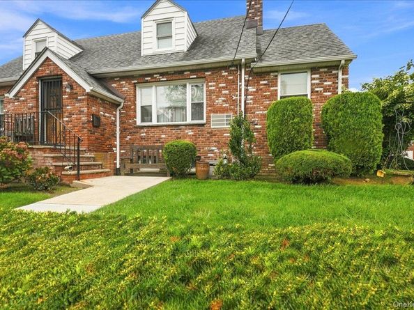 4 Holly Street, Yonkers NY 10704