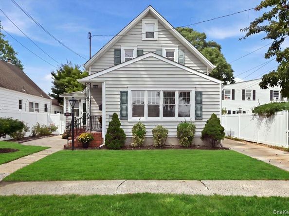 1090 Webber Avenue, South Hempstead NY 11550