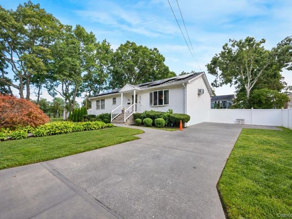 187 N 28th Street, Wyandanch NY 11798