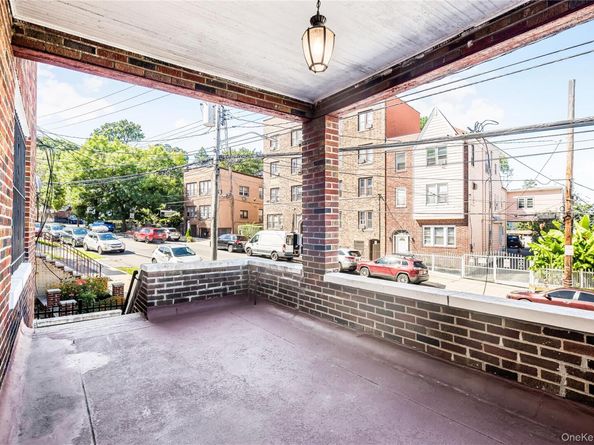 126 Park Hill Avenue, Yonkers NY 10701