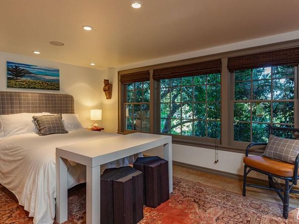 685 Elkins Road, Los Angeles CA 90049