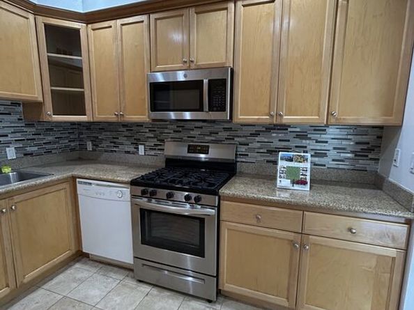 362 Salem Street 104, Glendale CA 91203