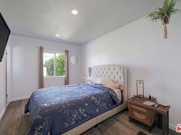 3447 9th Avenue, Los Angeles CA 90018