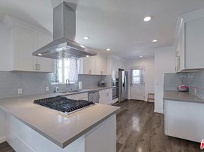 3447 9th Avenue, Los Angeles CA 90018