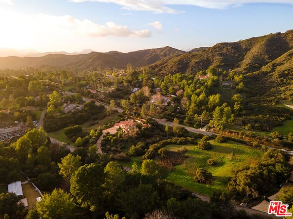 2175 Cold Canyon Road, Calabasas CA 91302