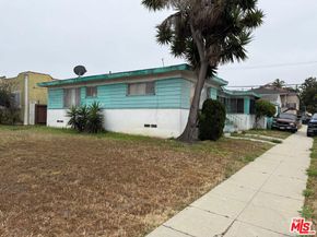 8204 S Harvard Boulevard, Los Angeles CA 90047