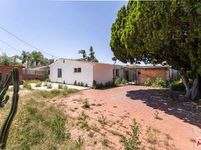 9870 Woodale Avenue, Arleta CA 91331