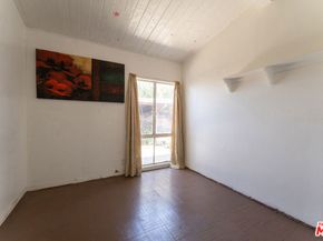 9870 Woodale Avenue, Arleta CA 91331