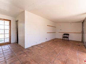9870 Woodale Avenue, Arleta CA 91331