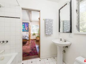 3480 MANDEVILLE CANYON Road, Los Angeles CA 90049