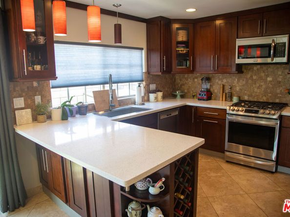 12818 Neon Way, Granada Hills CA 91344