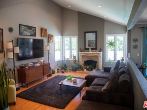 12818 Neon Way, Granada Hills CA 91344
