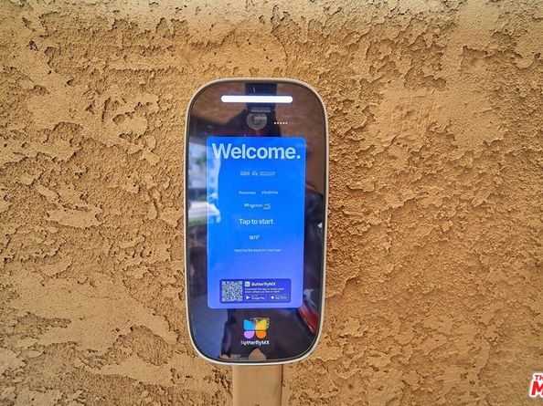 424 S Westmoreland Avenue 210, Los Angeles CA 90020